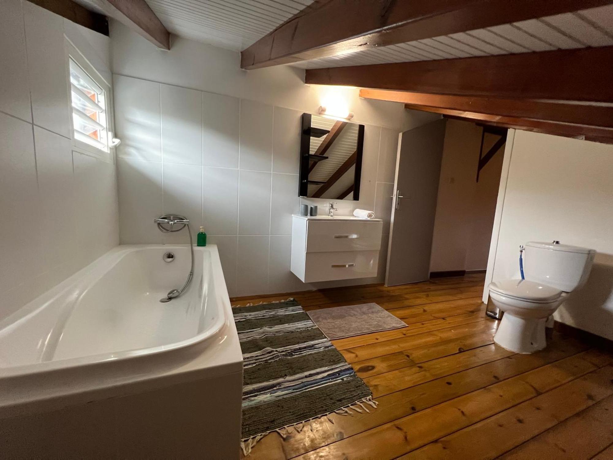 לז אבים Villa Au Calme Avec Jacuzzi, Villa Le Boursoie מראה חיצוני תמונה