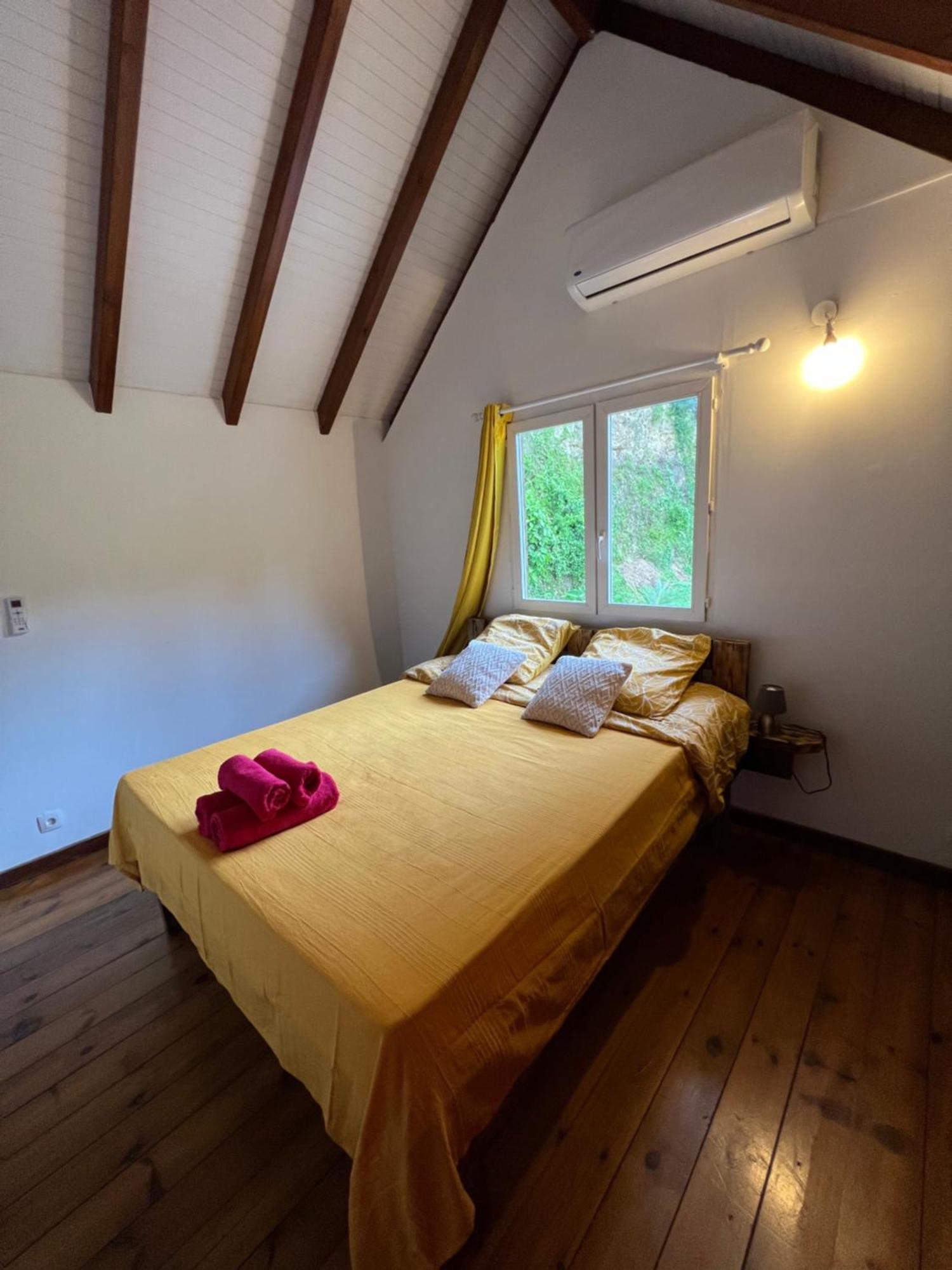 לז אבים Villa Au Calme Avec Jacuzzi, Villa Le Boursoie מראה חיצוני תמונה