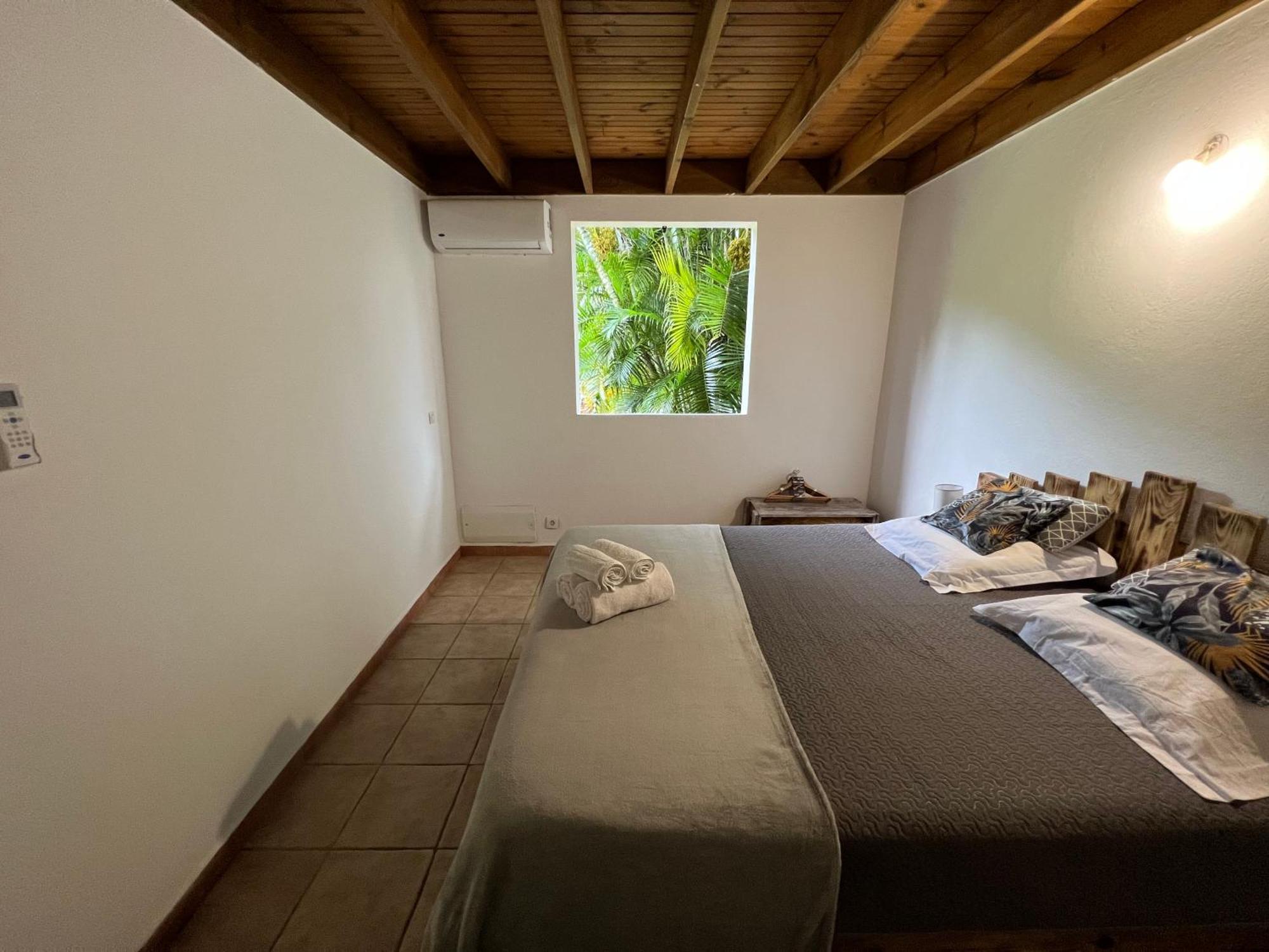 לז אבים Villa Au Calme Avec Jacuzzi, Villa Le Boursoie מראה חיצוני תמונה