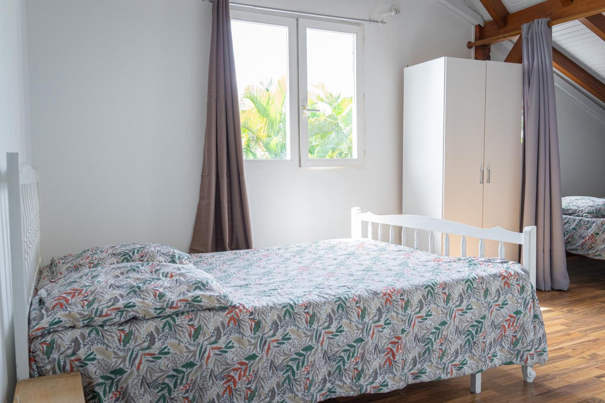 לז אבים Villa Au Calme Avec Jacuzzi, Villa Le Boursoie מראה חיצוני תמונה