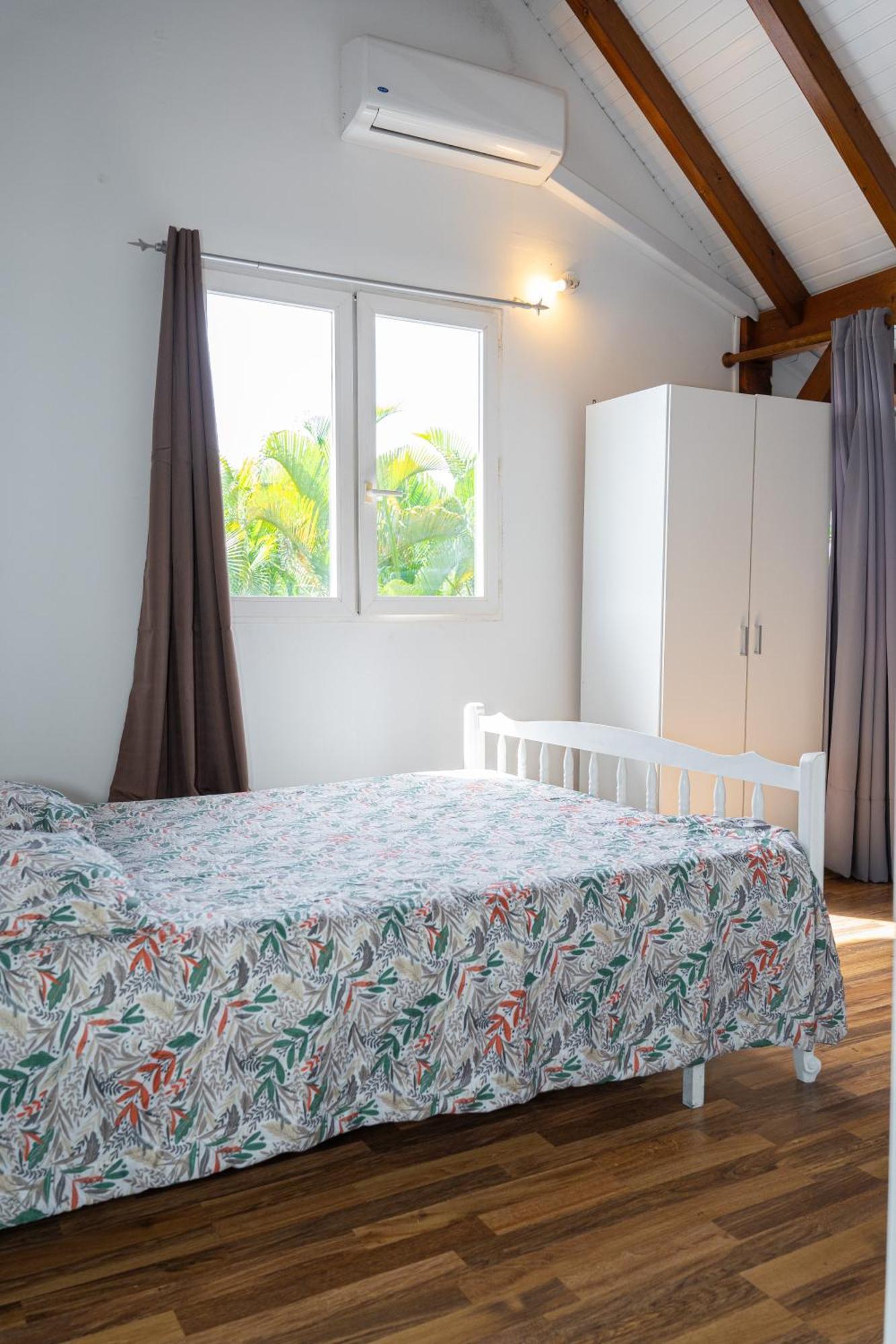 לז אבים Villa Au Calme Avec Jacuzzi, Villa Le Boursoie מראה חיצוני תמונה